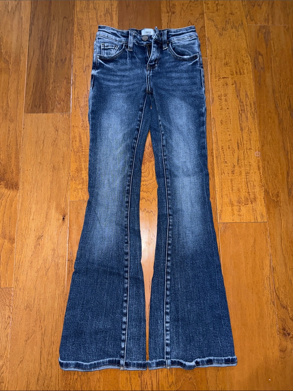 Buckle BKE Girls Dark Wash Flared Jeans, size 10